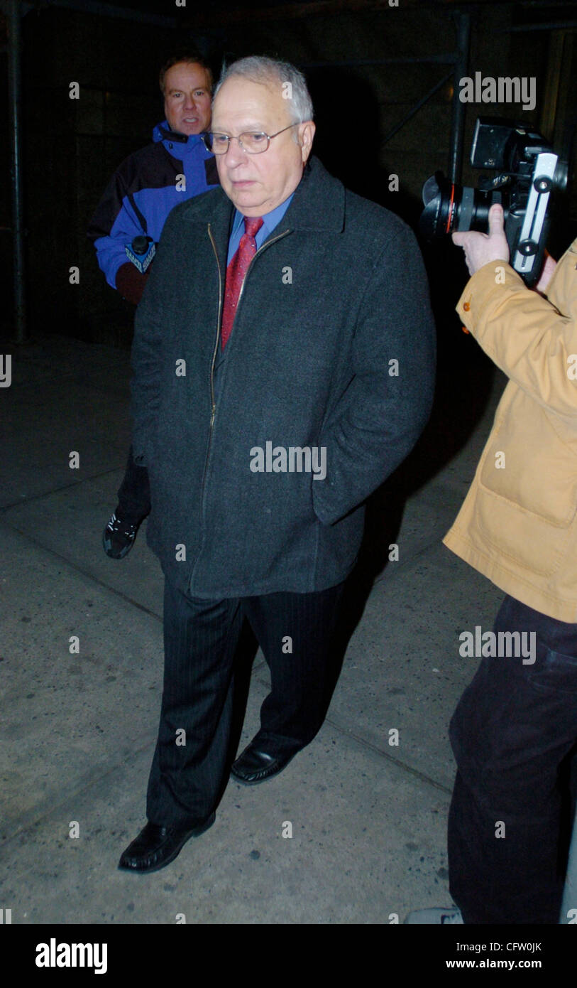 Jon Woods, father of murder victim Catherine Woods, exits Manhattan Criminal Court after taking the stand to testify in the murder trial of Paul Cortez, 25, a former yoga instructor and aspiring musician. Cortez is charged with second degree murder in the brutal stabbing death of Catherine Woods, 21 Stock Photo