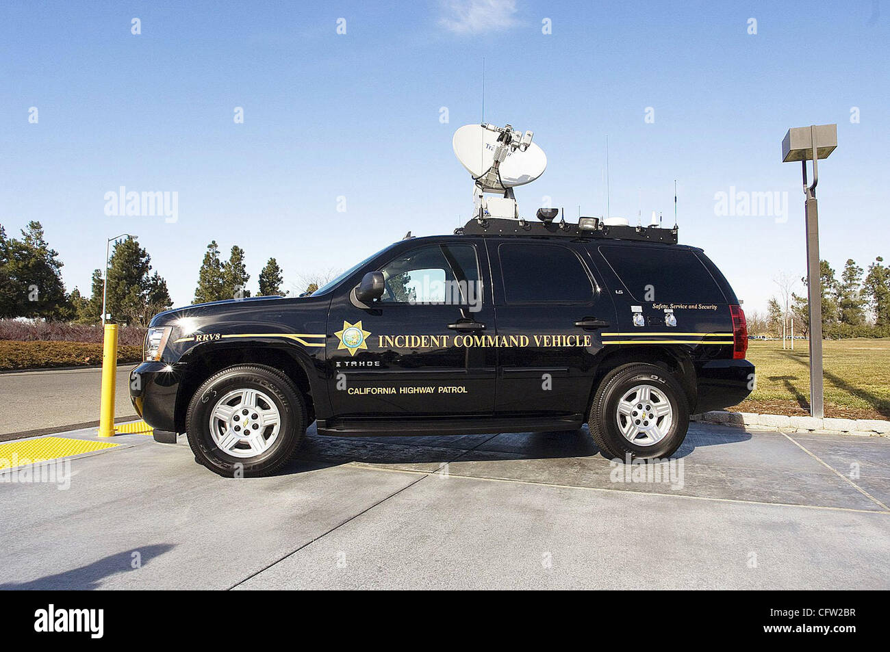 The California Highway Patrol's new high-tech mobile emergency command ...