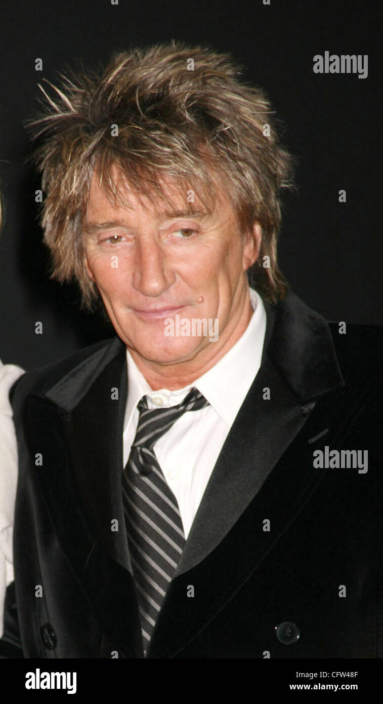 Feb 05, 2007; New York, NY, USA; Singer ROD STEWART at the arrivals for the Marc Jacobs fashion show held during Mercedes-Benz Fashion Week Fall 2007 at the  Lexington Armory. Mandatory Credit: Photo by Nancy Kaszerman/ZUMA Press. (©) Copyright 2007 by Nancy Kaszerman Stock Photo