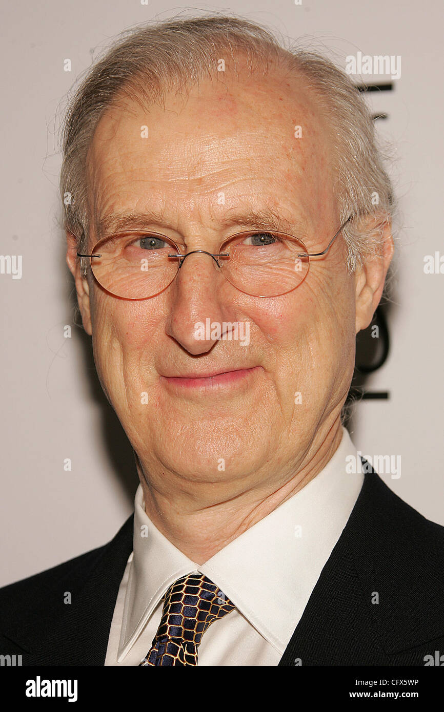 James cromwell hi-res stock photography and images - Alamy