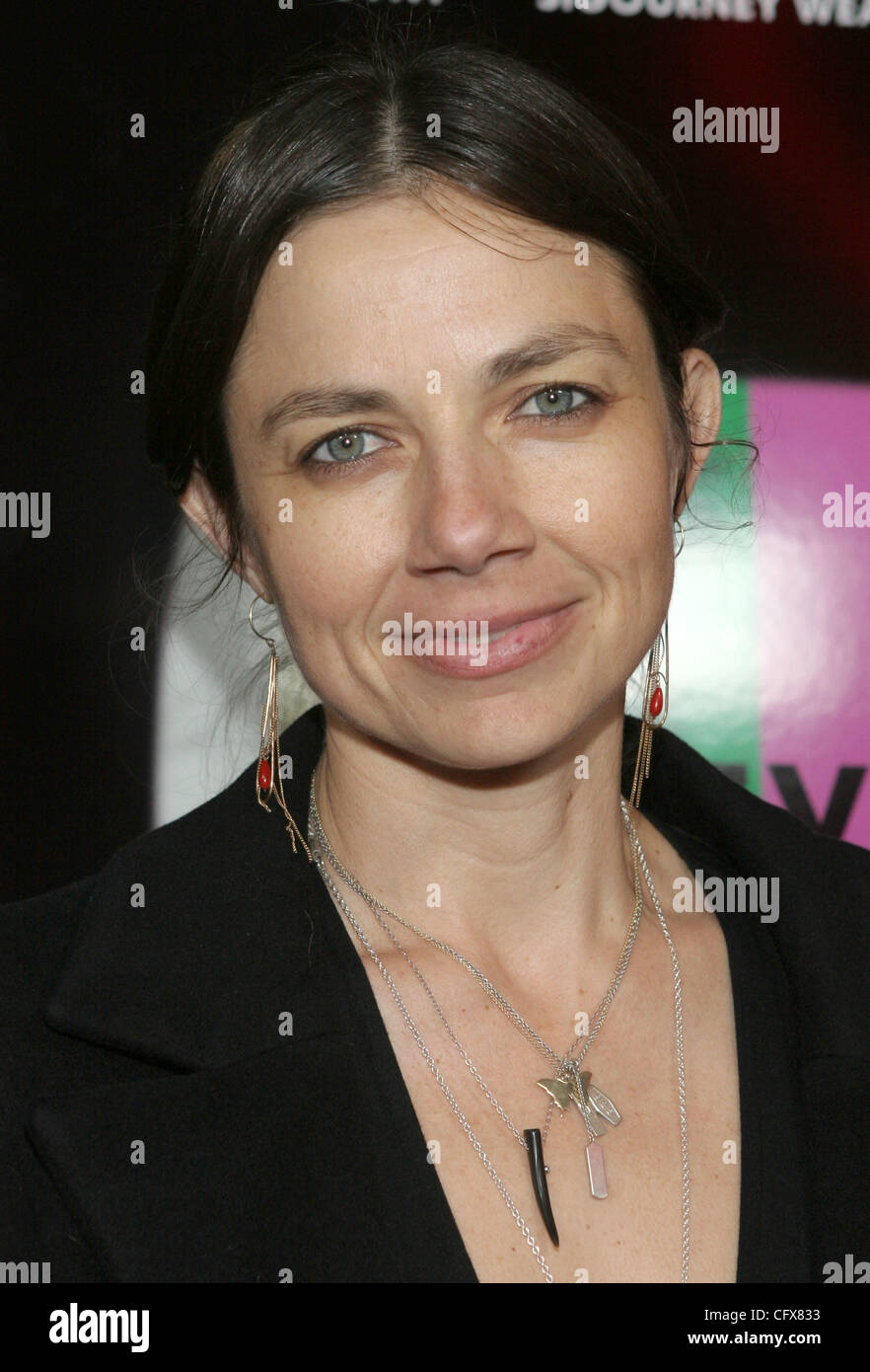 Mar 27, 2007 - Los Angeles, CA, USA - Actress JUSTINE BATEMAN arrives ...