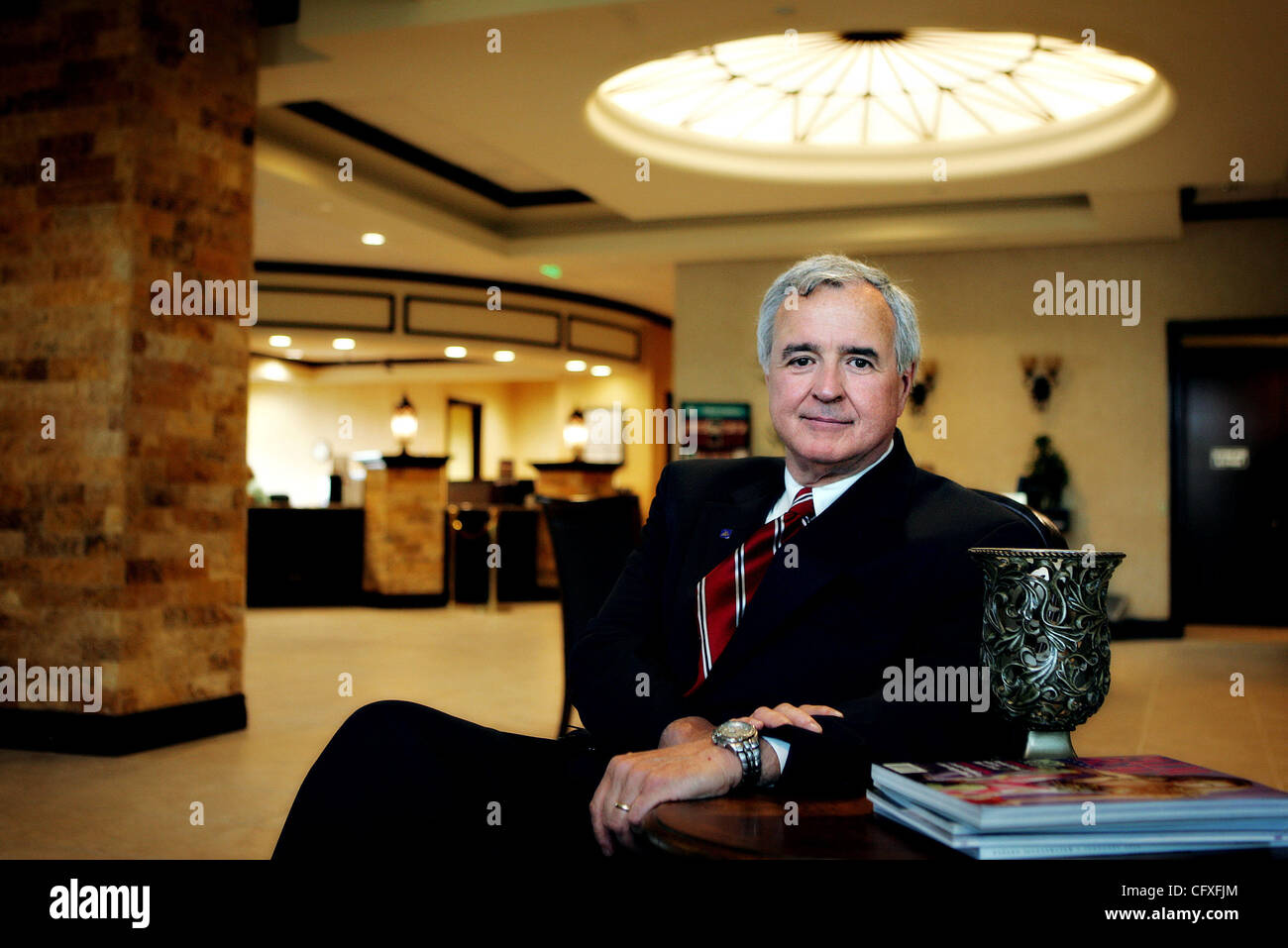 041207 biz Acosta Staff photo by Richard Graulich/The Palm Beach Post - 0036529A PALM BEACH GARDENS - Chic Acosta is the Executive Vice President of Residential Lending at Seacoast National Bank in Palm Beach Gardens.  For business Moving Up feature. Stock Photo