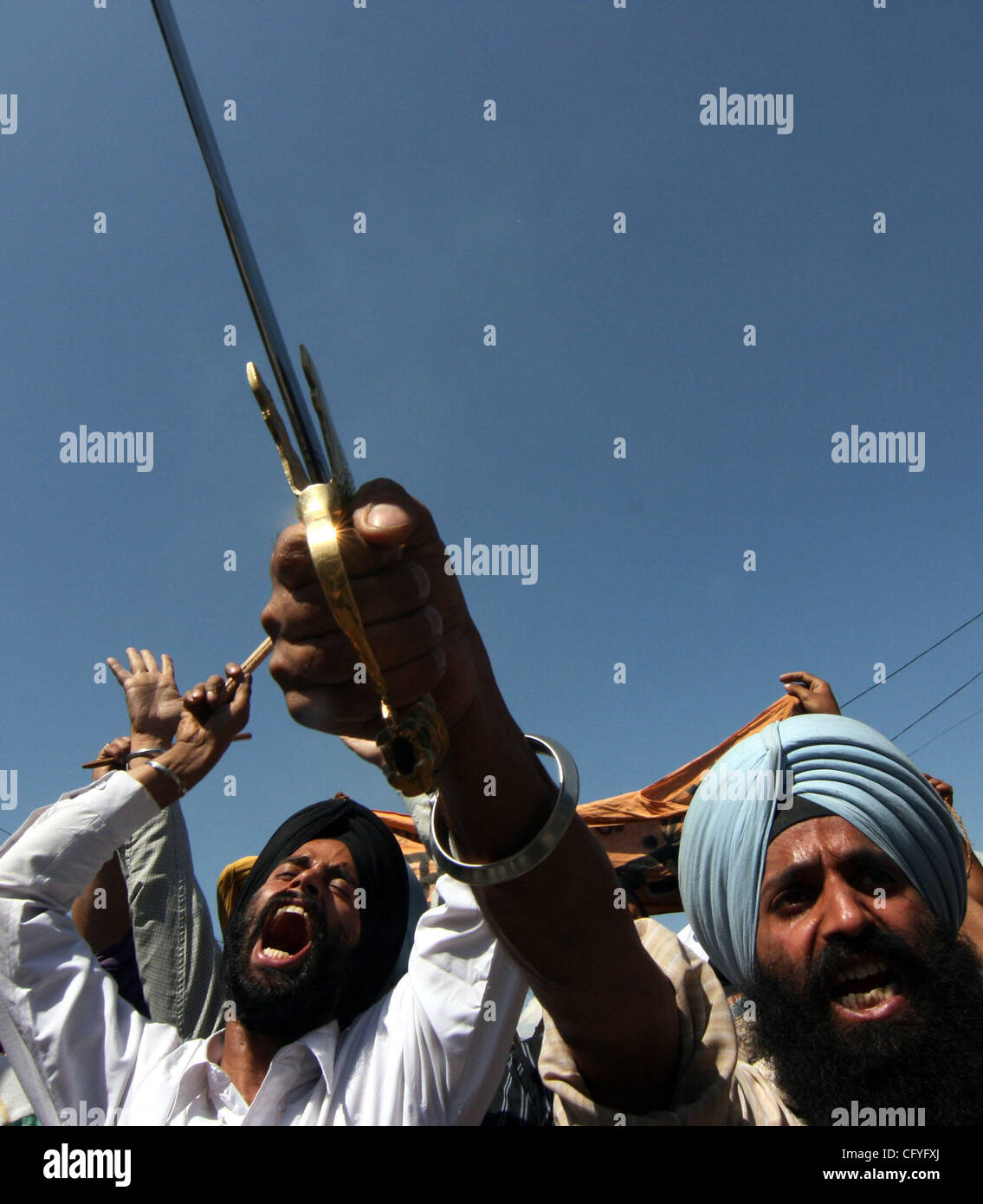 Dera sacha sauda hi-res stock photography and images - Alamy Dera sacha sauda hi-res stock photography and images - Alamy