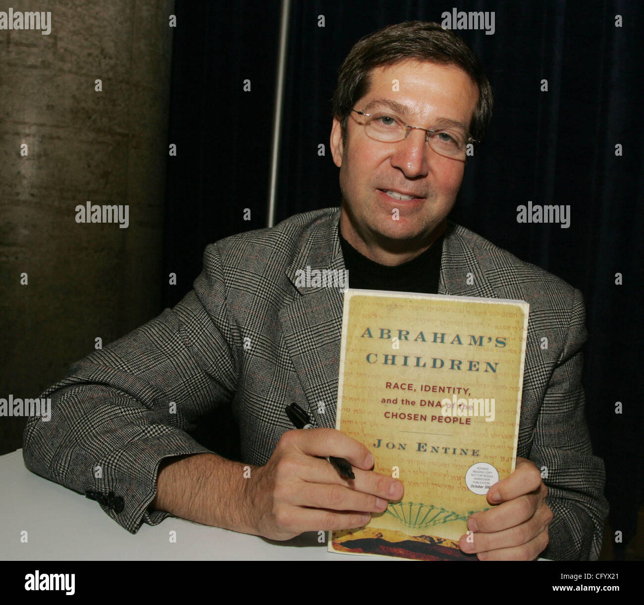 Jun 02, 2007 - New York, NY, USA - Author JON ENTINE promotes his new book ' Abraham's Children: Race, Identity, and the DNA of the Chosen People' at the BookExpo America 2007 trade show held at the Jacob Javits Convention Center. (Credit Image: © Nancy Kaszerman/ZUMA Press) Stock Photo