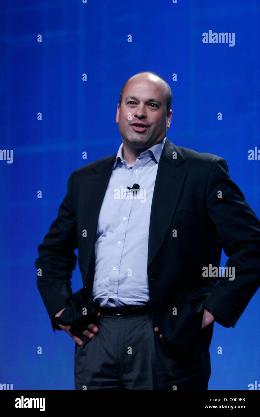 Click speaking hi-res stock photography and images - Alamy