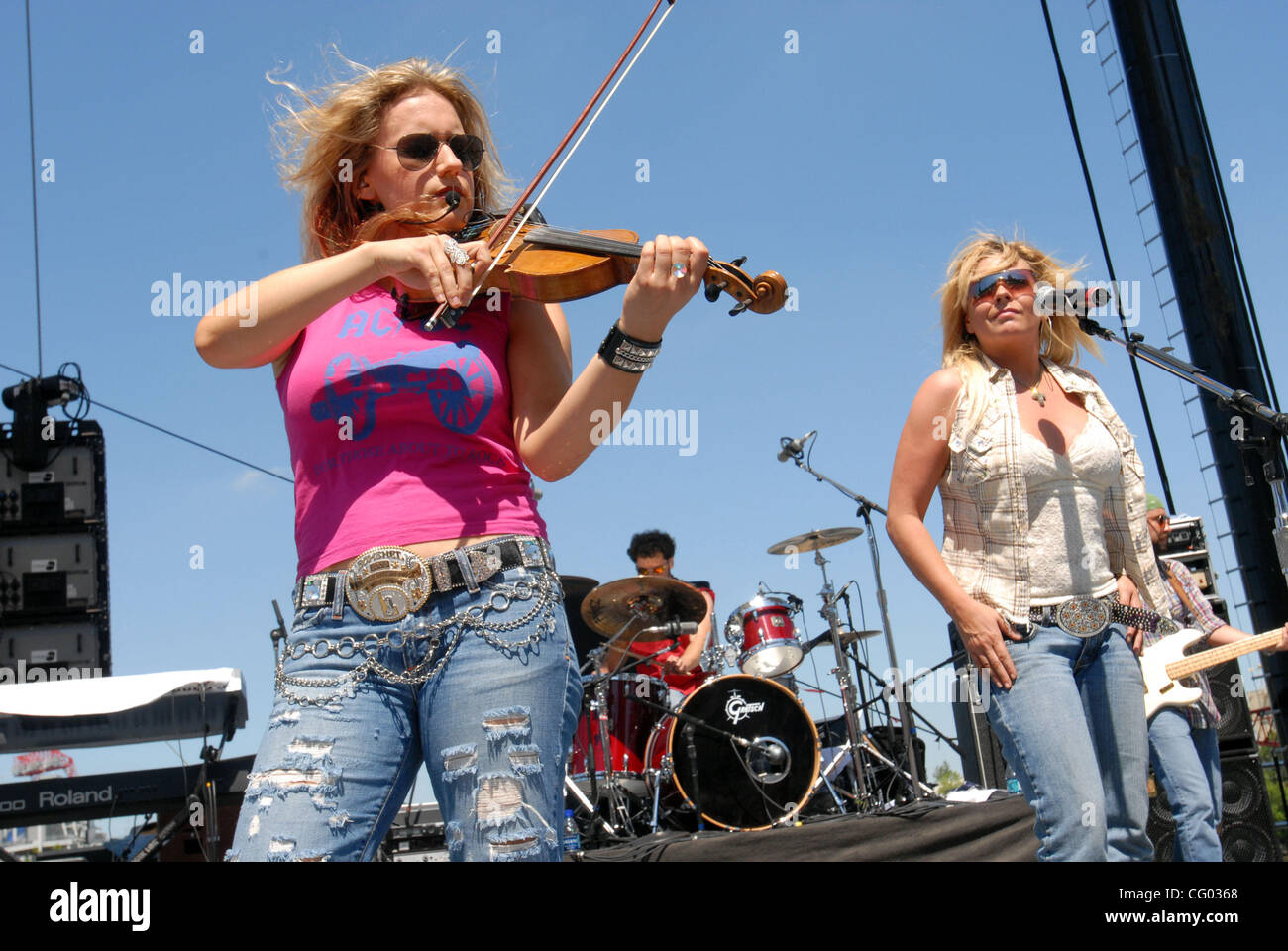 Bomshel hi-res stock photography and images - Alamy