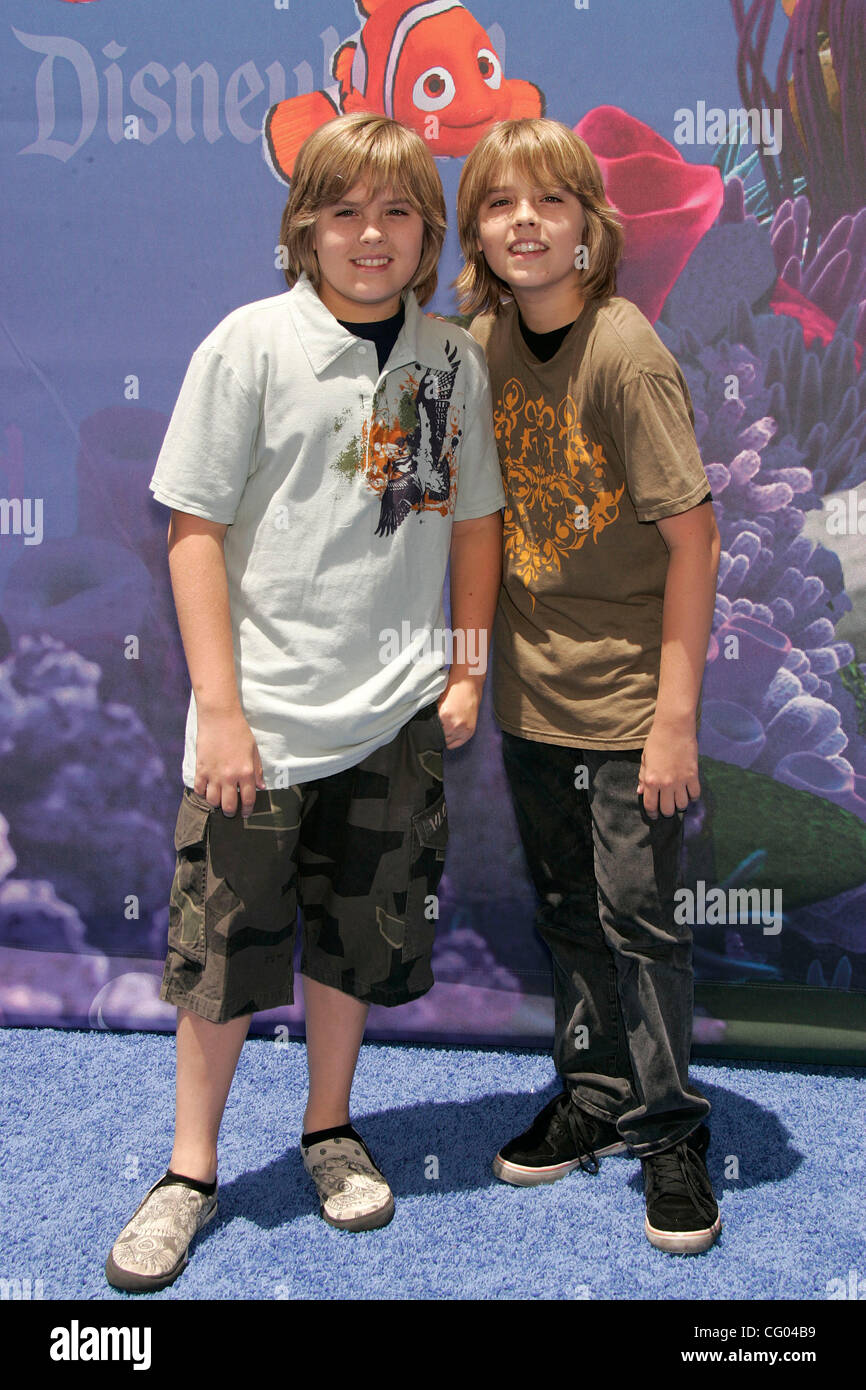 Jun 10, 2007 - Anaheim, California, USA - Actors DYLAN & COLE SPROUSE at the Finding Nemo Submarine Voyage opening at Disneyland Park.  (Credit Image: © Lisa O'Connor/ZUMA Press) Stock Photo