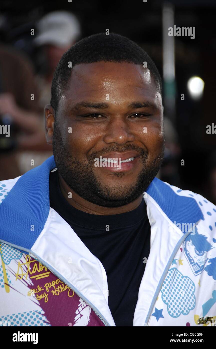 Anthony anderson transformers hires stock photography and images Alamy