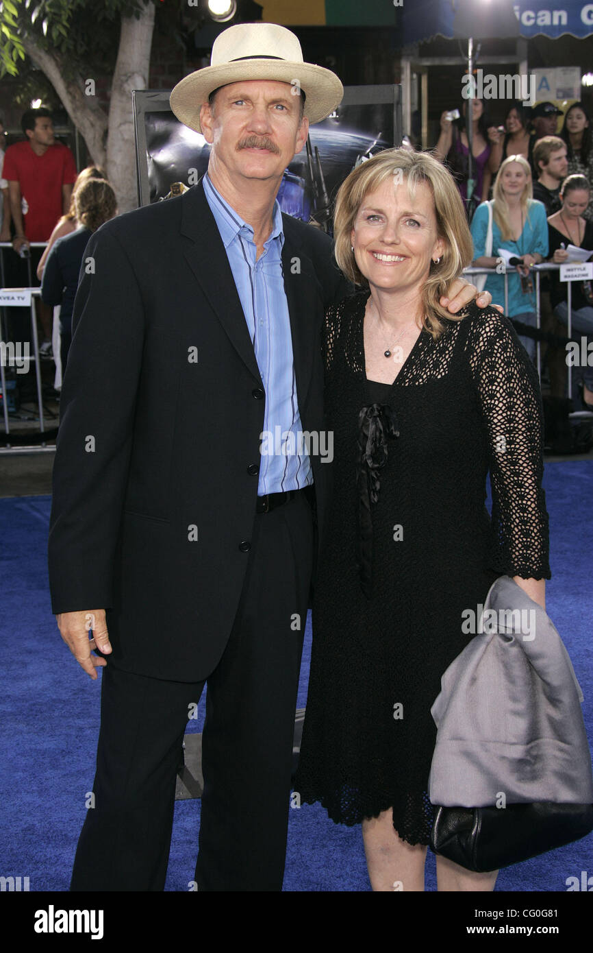 Jun 27, 2007 - Hollywood, CA, USA - Actor MICHAEL O’NEILL and wife at