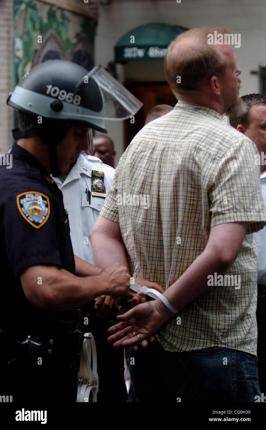 Union member worksite hi-res stock photography and images - Alamy