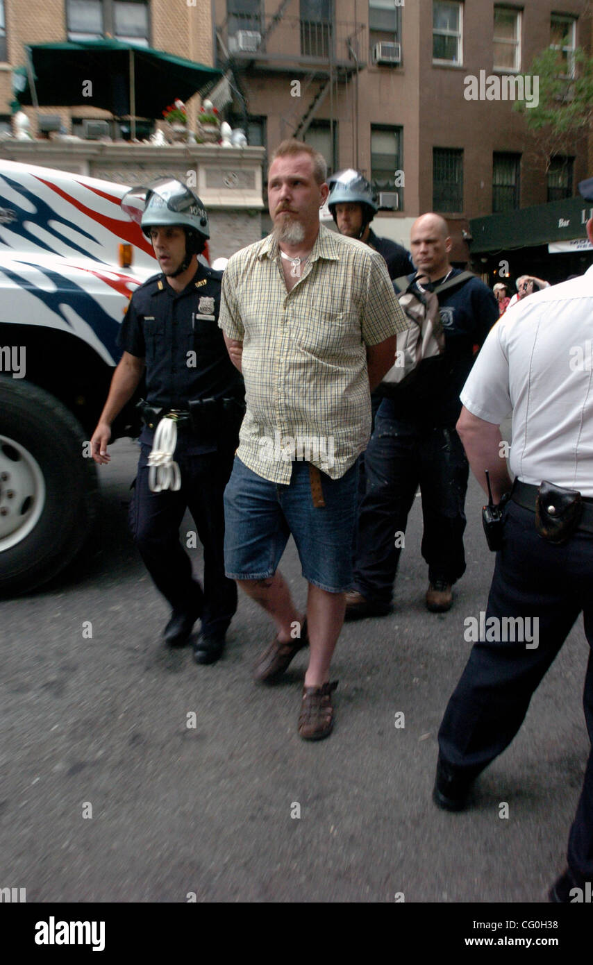 Union members work site hi-res stock photography and images - Alamy