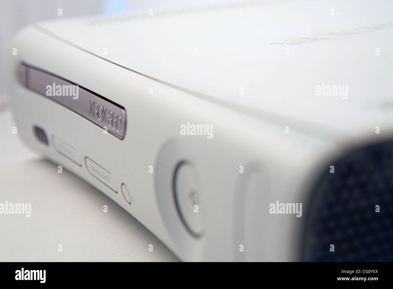 Jul 18, 2007 Los Angeles, CA, USA Microsoft extends the warranty