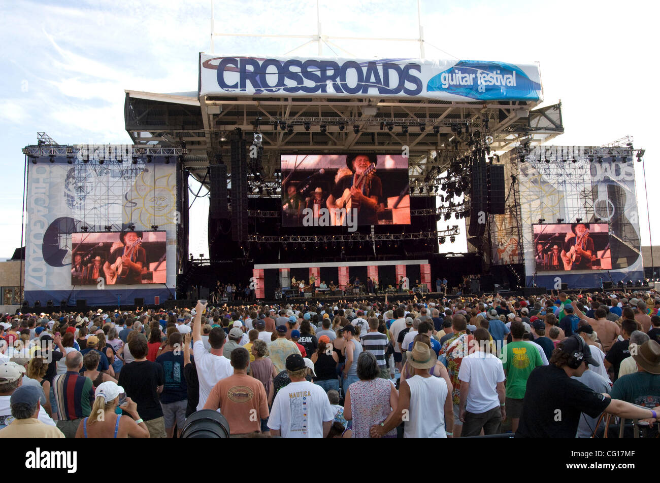 Jul 28, 2007 - Bridgeview, IL, USA - Over 29,000 people witnessed the sold-out 11-hour Crossroads Guitar Festival at Toyota Park in Bridgeview, Illinois, featuring the world's greatest guitarists playing sidemen to each other on one stage supporting the Crossroads Centre Antigua, a chemical dependen Stock Photo