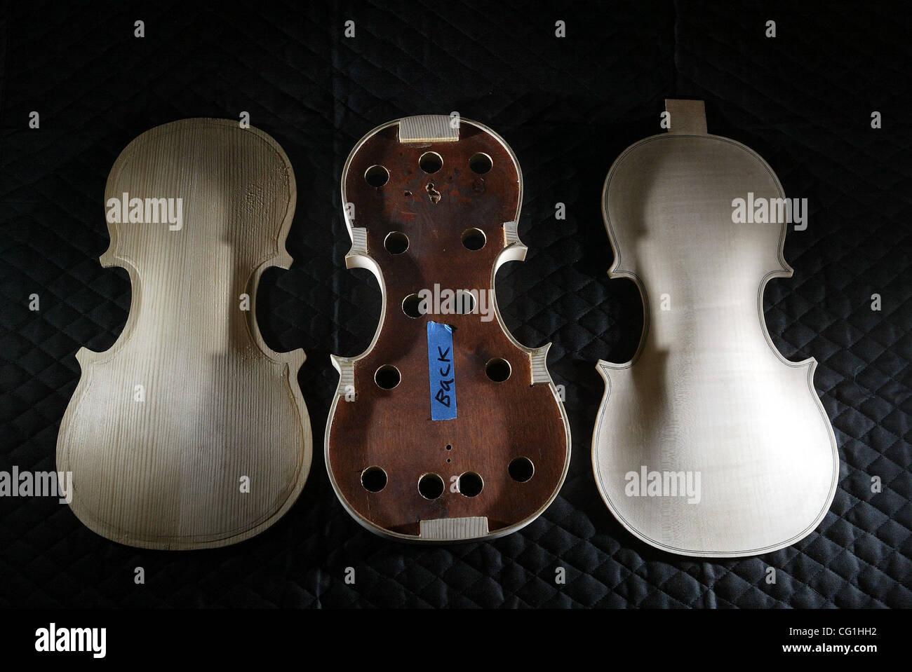 081607 w met violin 2 Staff photo by Taylor Jones/The Palm Beach Post