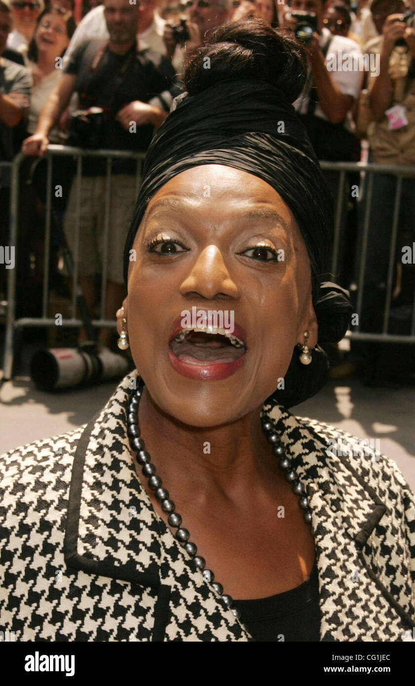 Aug 17, 2007 - New York, NY, USA - Opera singer JESSYE NORMAN at the arrivals of Brooke Astor's Funeral Service held at St. Thomas Church on Fifth Avenue. (Credit Image: © Nancy Kaszerman/ZUMA Press) Stock Photo