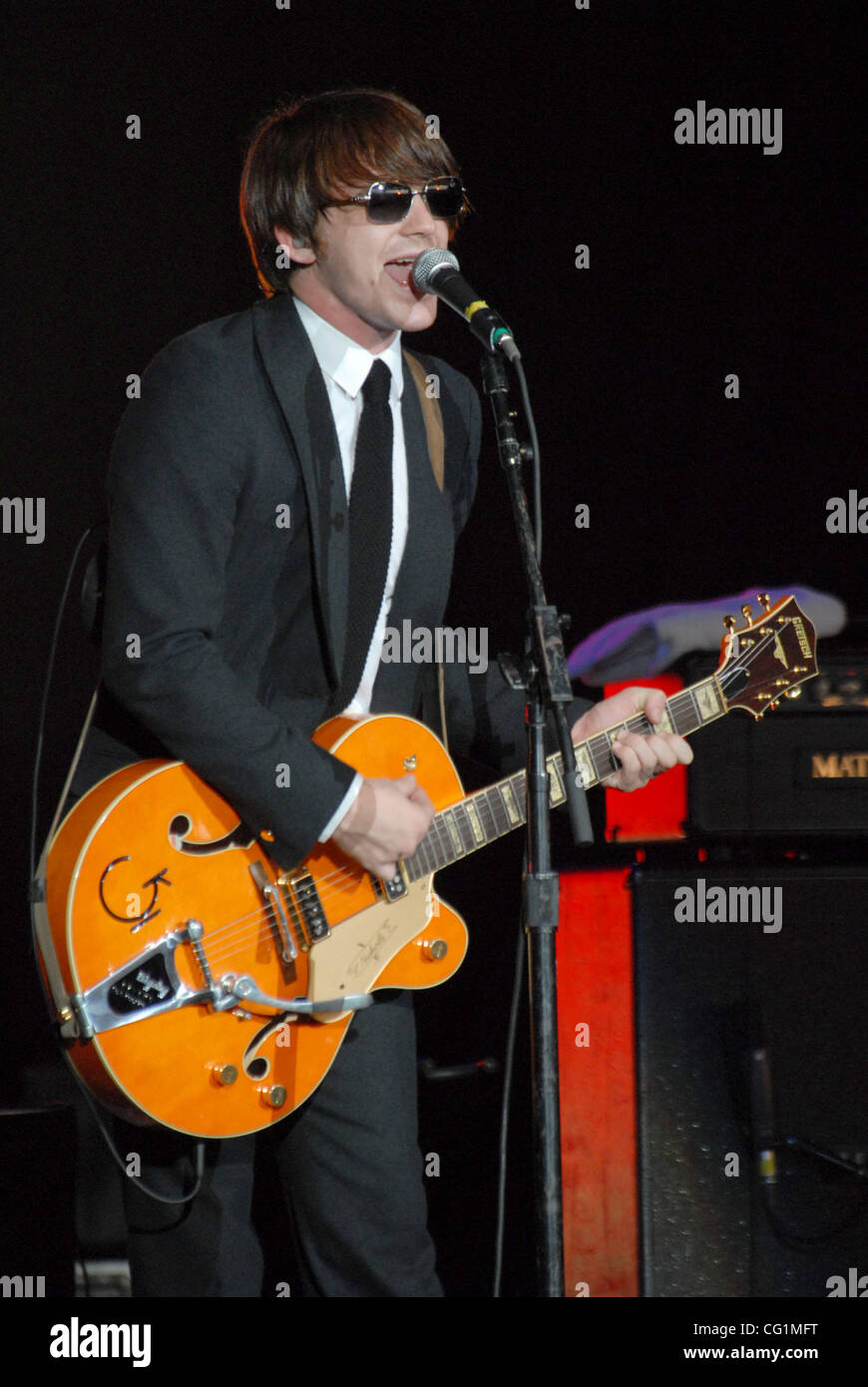 Aug. 22, 2007 Raleigh, NC; USA, Musician DRAKE BELL performs live as his  2007 tour makes, image size:870x1390