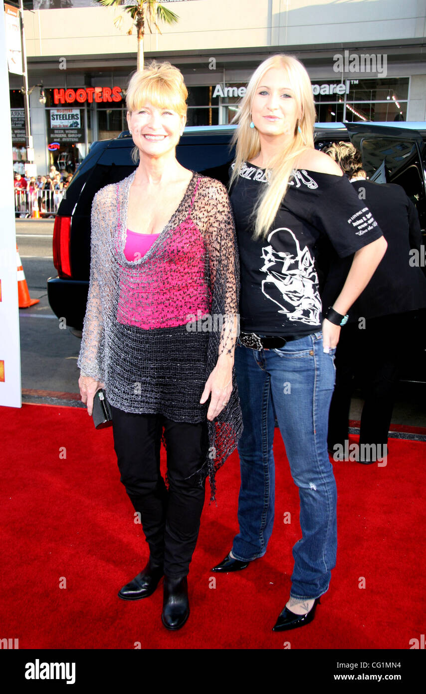 Aug 23, 2007 - Hollywood, CA, USA - DEE WALLACE and her daughter GABRIELLE STONE arriving at the world premiere of the film 'Halloween' held at Grauman's Chinese Theater in Hollywood. (Credit Image: © Camilla Zenz/ZUMA Press) Stock Photo