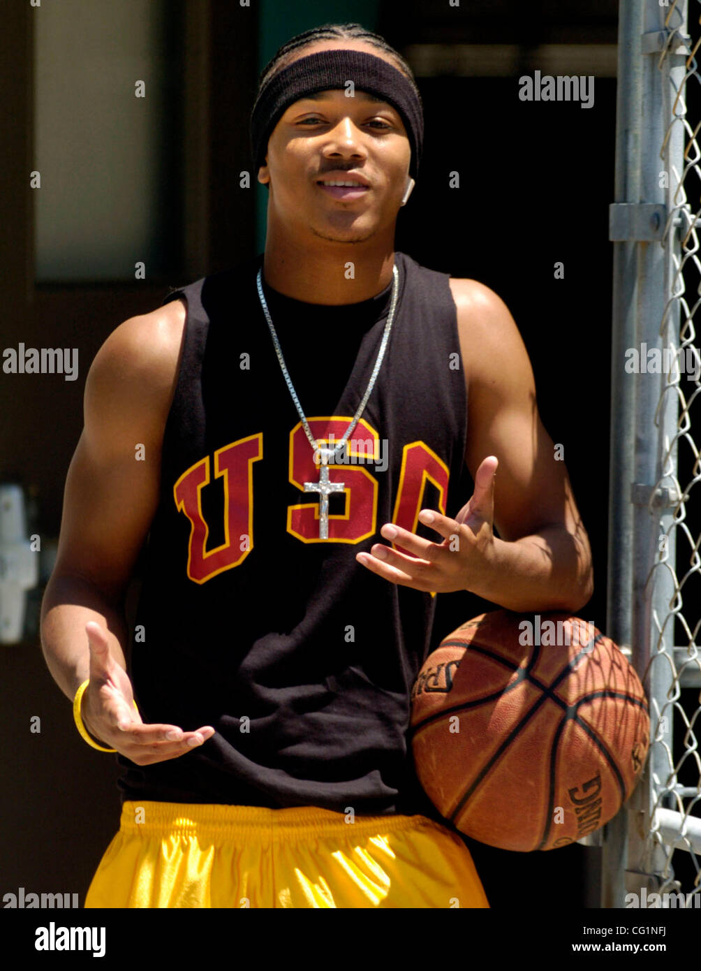 Lil Romeo And Bow Wow Playing Basketball