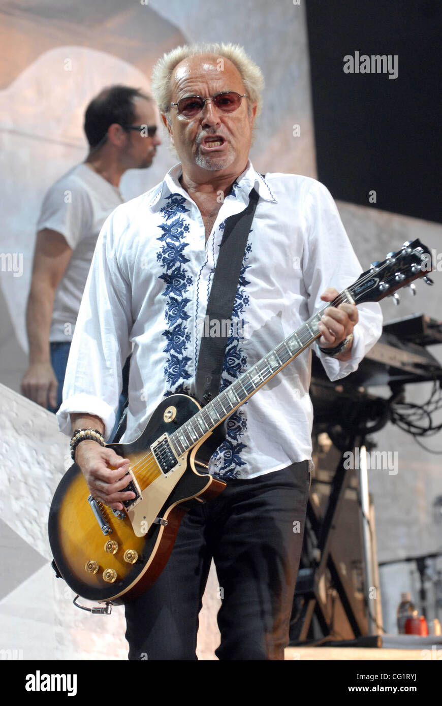 Mick Jones Of Foreigner Stock Photos & Mick Jones Of Foreigner Stock