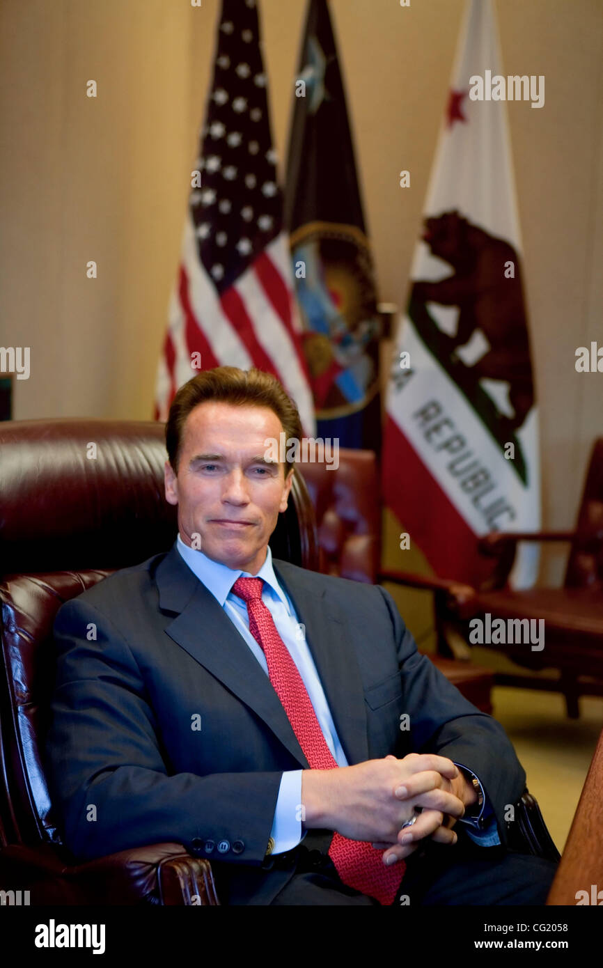 Governor Arnold Schwarzenegger meets with the Constitutional officers