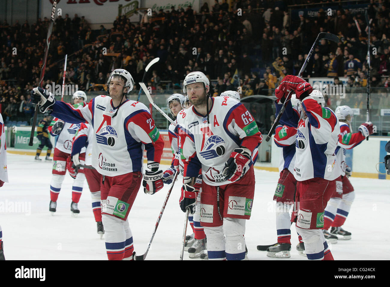 Plane crash kills KHL Lokomotiv Yaroslavl ice hockey team. 43 dead including professional players from Czech Republic, Latvia, Germany, Sweden and Slovakia playing for the club in popular league tournament.Pictured: KHL PALY-OFF ; Atlant vs Lokomotive ; Moscow. Josef Va&#353;&#237;&#269;ek #63 (Jose Stock Photo