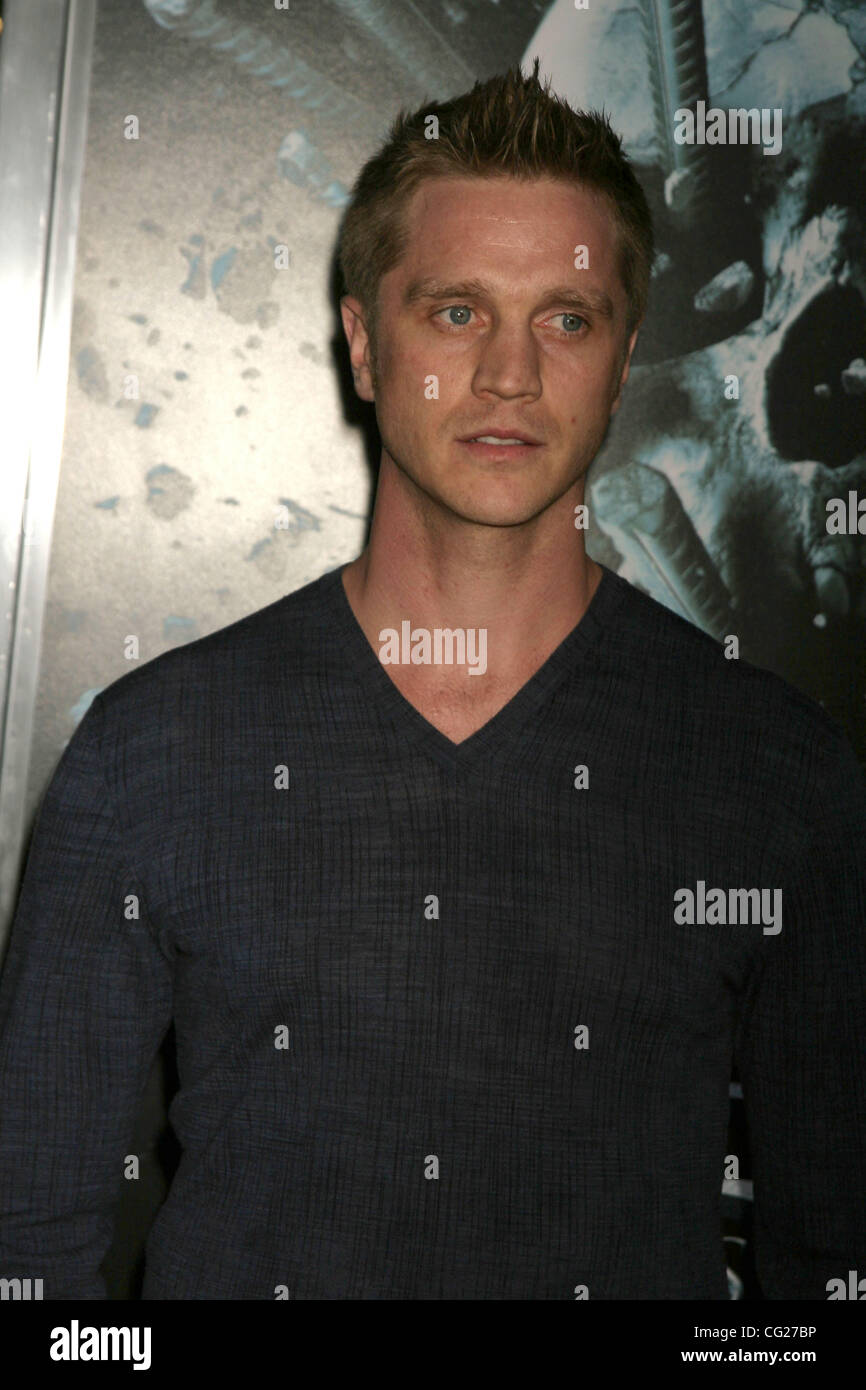 Final destination devon sawa hi-res stock photography and images - Alamy