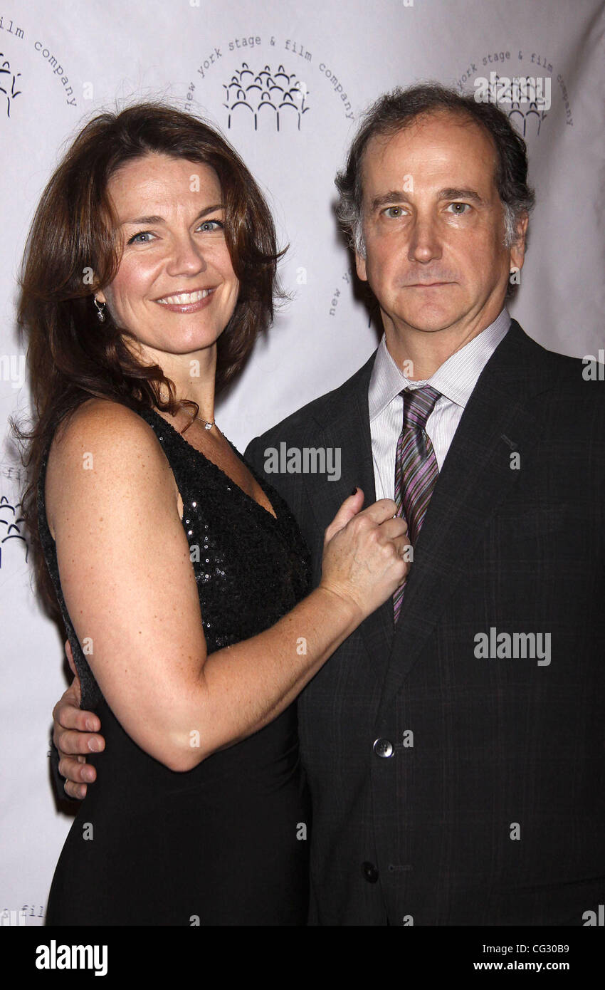 Mark Linn Baker