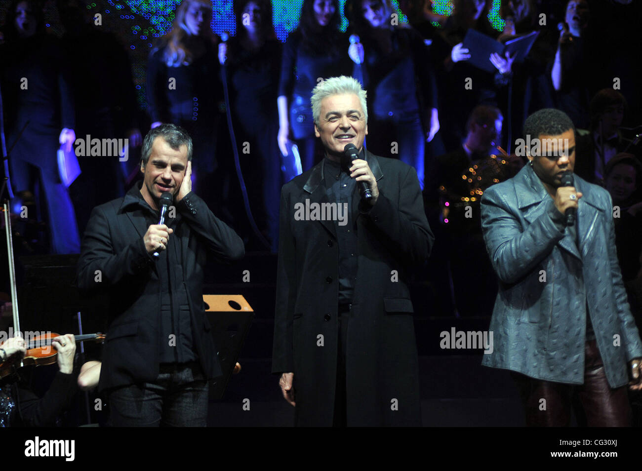 Bruno Pelletier, Daniel Lavoie and Luck Mervil Stars of French-Canadian  musical Notre-Dame de Paris performing in St.Petersburg St.Petersburg,  Russia - 13.12.10 Stock Photo - Alamy, image size:1300x954