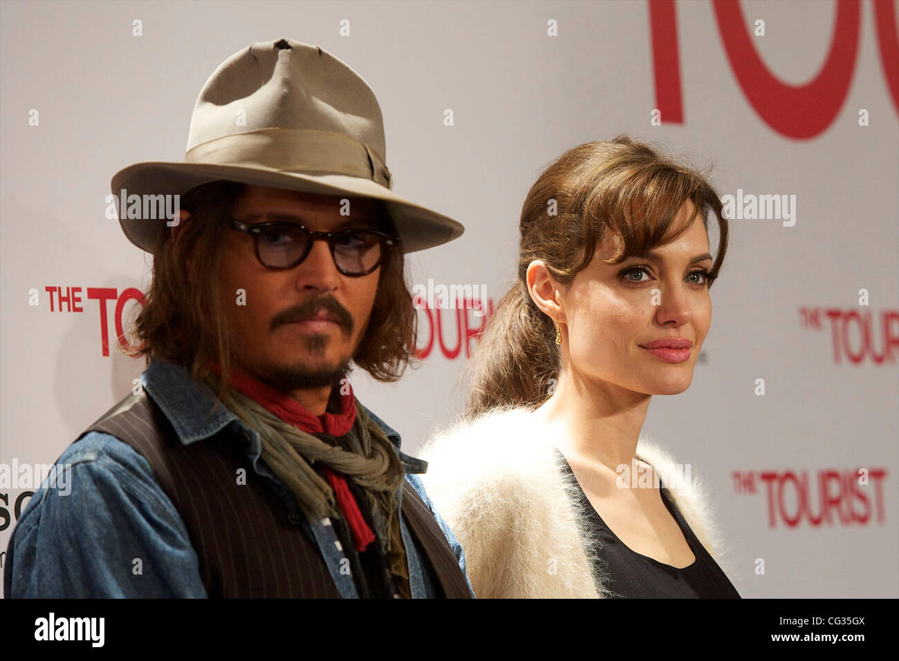 johnny depp angelina jolie the tourist