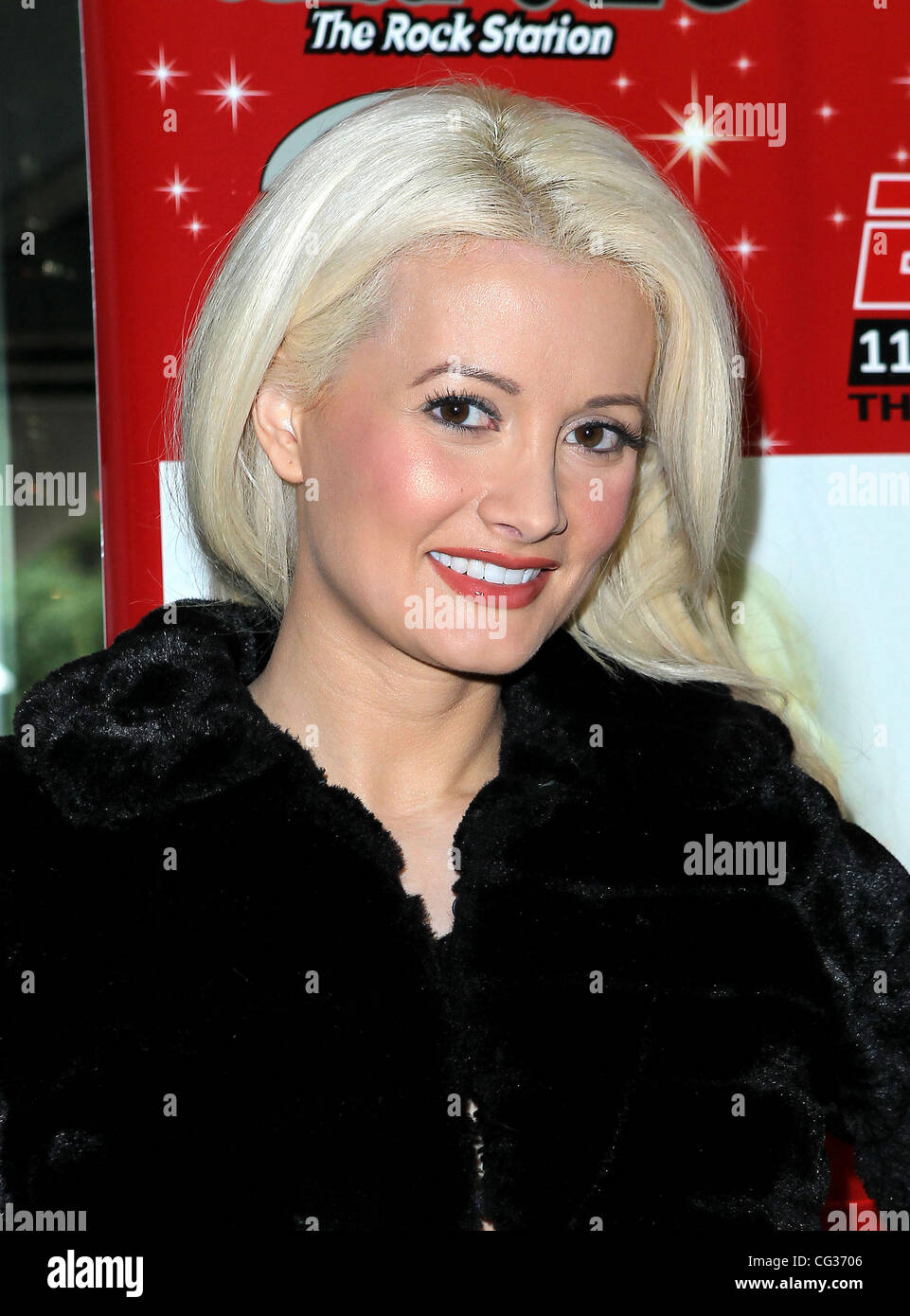 Holly Madison Holly Madison wraps up Holly Jolly Toy Drive at El