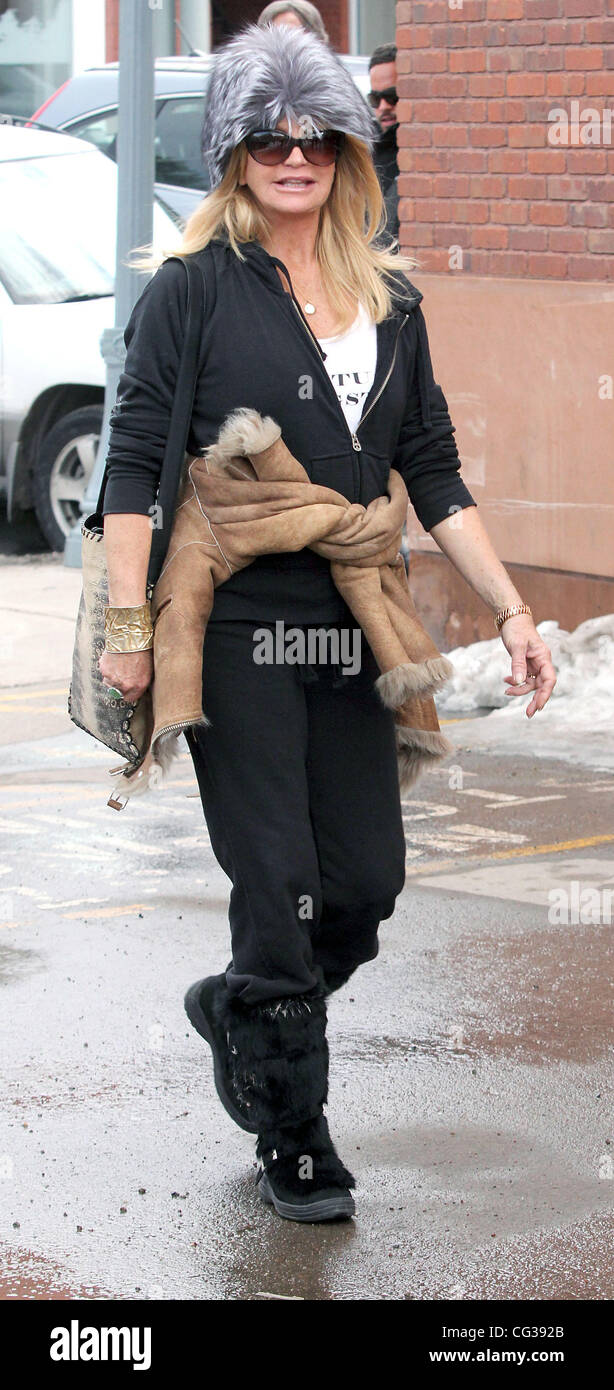 Goldie Hawn out and about in Aspen wearing a fur hat and her sheepskin ...