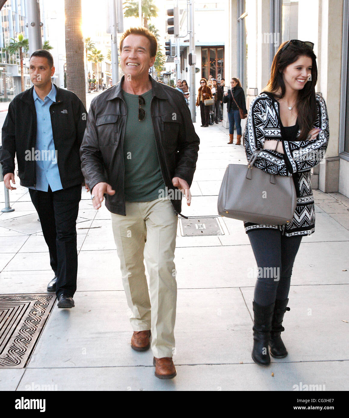Exclusive!! Arnold Schwarzenegger And Daughter Katherine Shop For ...