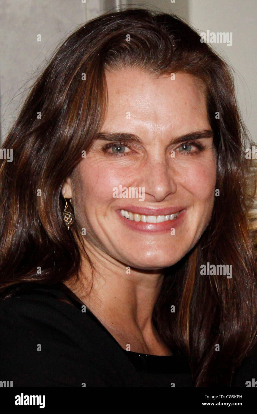 Brooke Shields Opening night of 'Christine Ebersole In Concert 'at the ...
