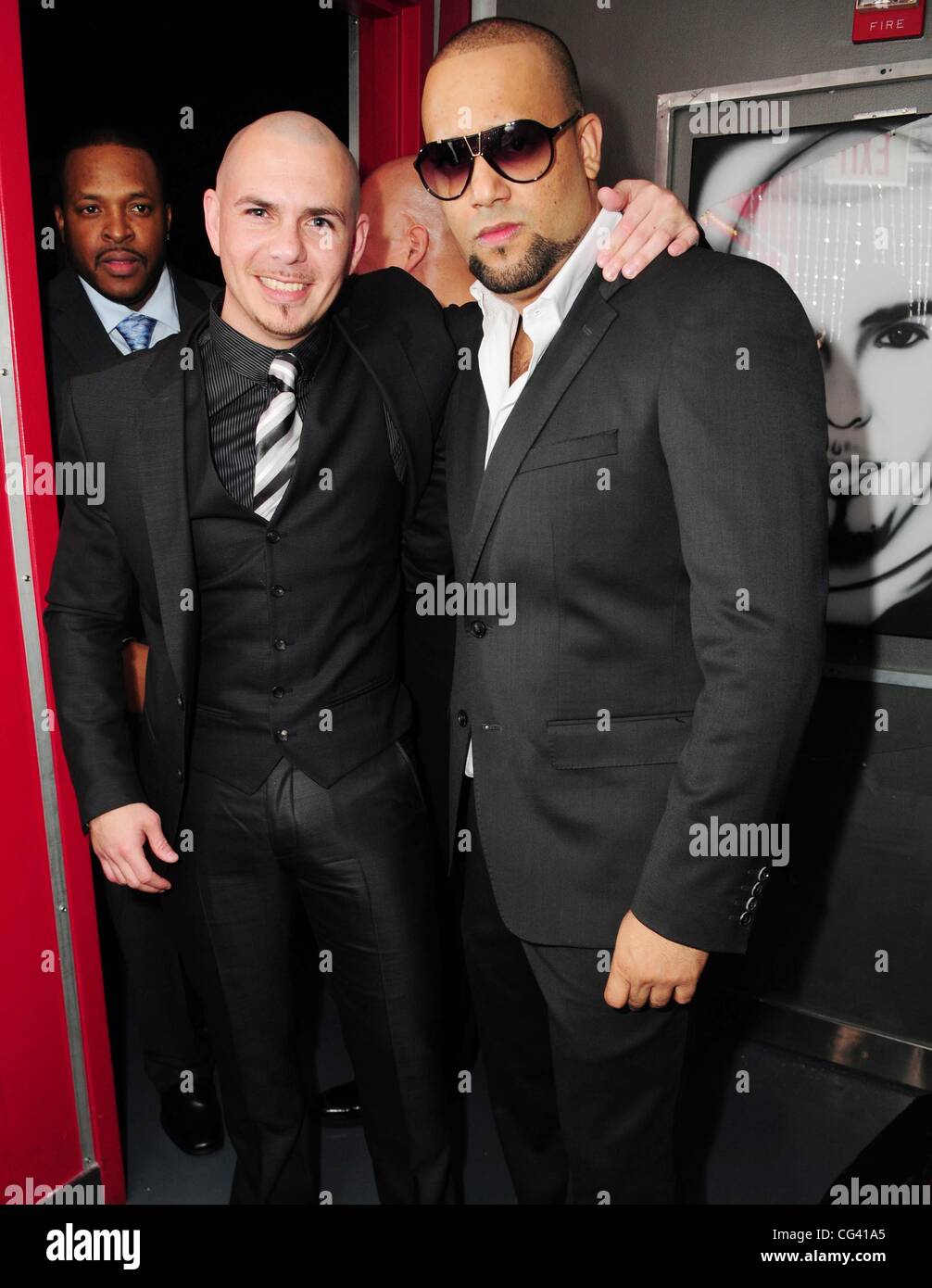 Pitbull Rapper With Sunglasses
