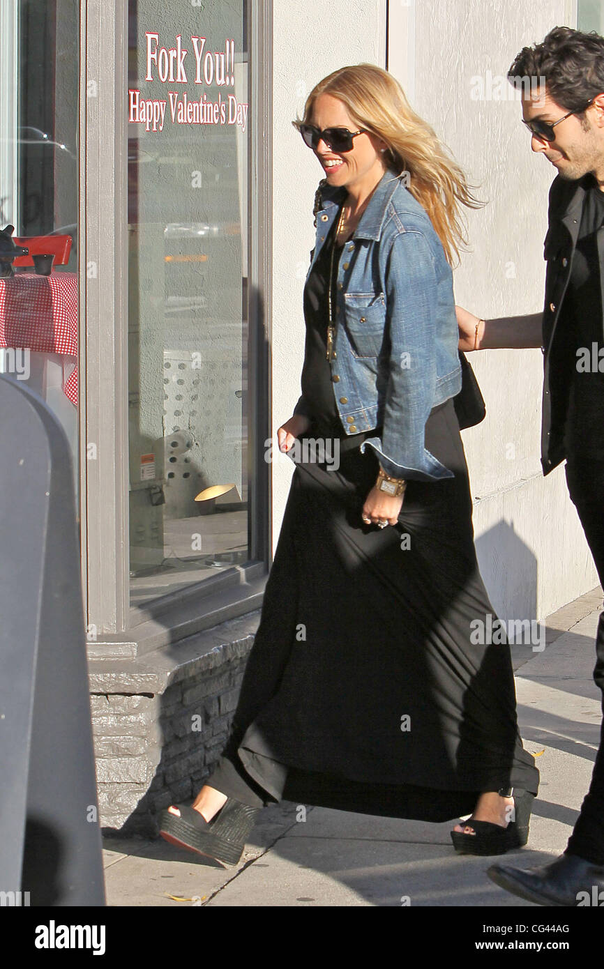 Heavily Pregnant Rachel Zoe Leaves Urth Cafe On Melrose Avenue And Stopped At Clothing Store Alpha For Men For Some Shopping Los Angeles California 20 01 11 Stock Photo Alamy