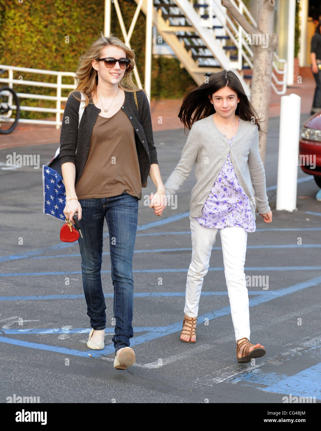 Emma roberts sister grace roberts hi res stock photography and images Alamy