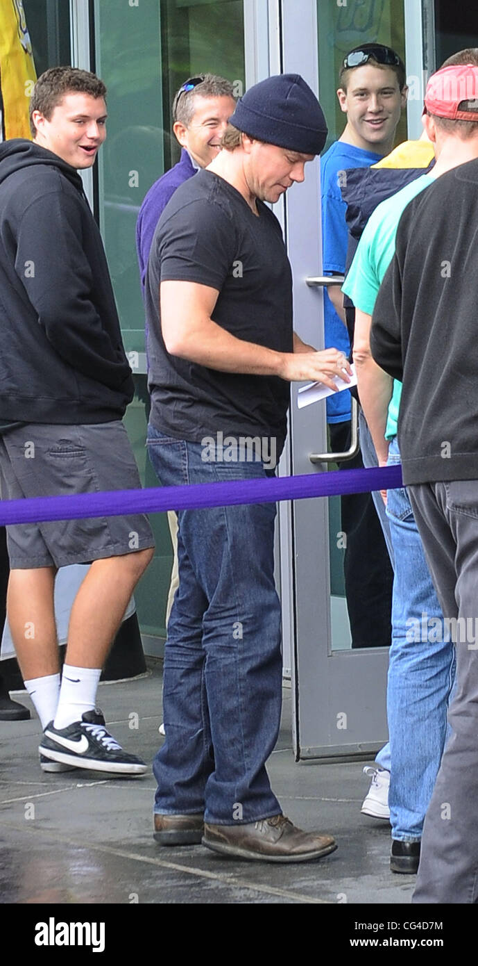 Matt Damon arrives at the Staples Centre to watch the LA Lakers play. Los Angeles, California - 30.01.11 Stock Photo