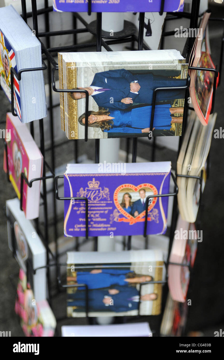 Prince William and Kate Middleton Royal Wedding souvenir postcards for ...