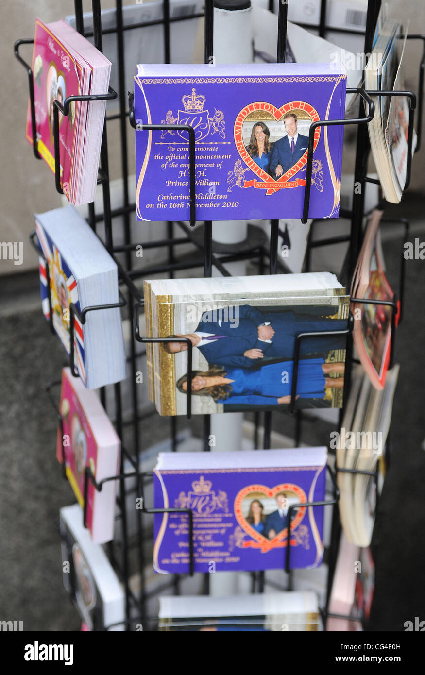 Prince William and Kate Middleton Royal Wedding souvenir postcards for ...