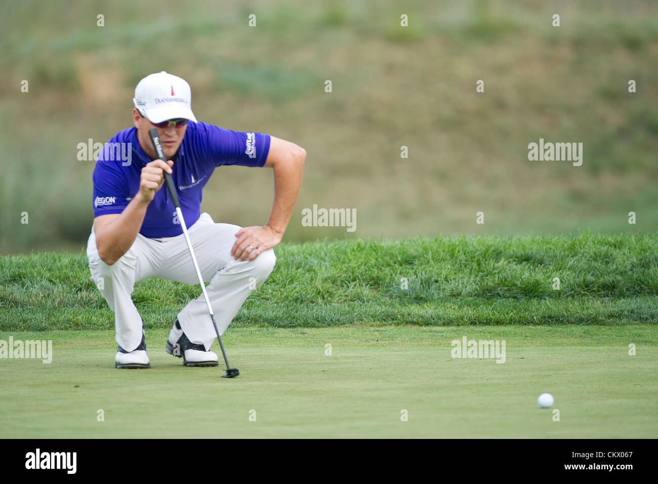 23rd Aug 2012. Bethpage, Famingdale, New York. Zach Johnson (USA) bends