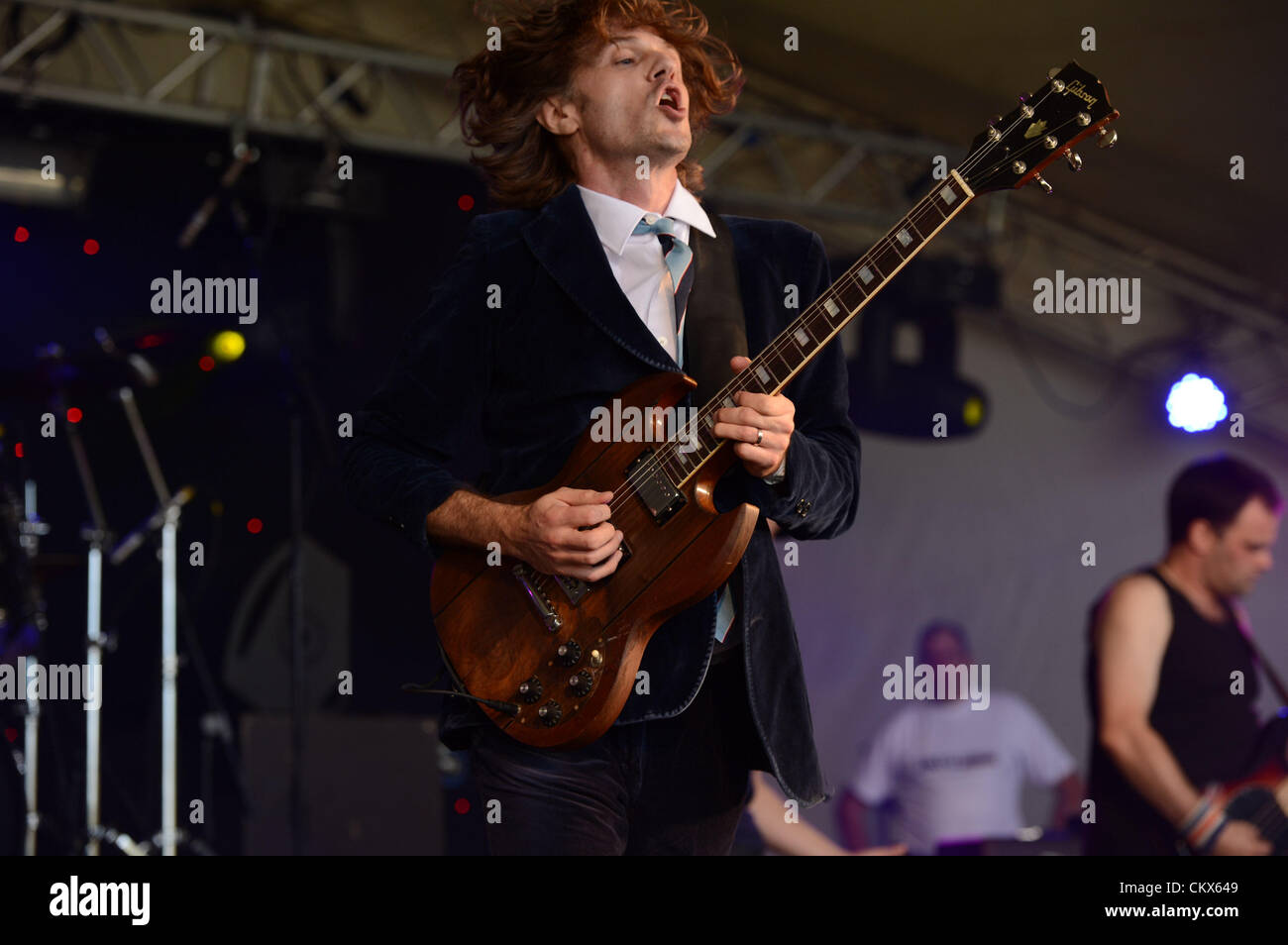 Ac dc stage hi-res stock photography and images - Alamy