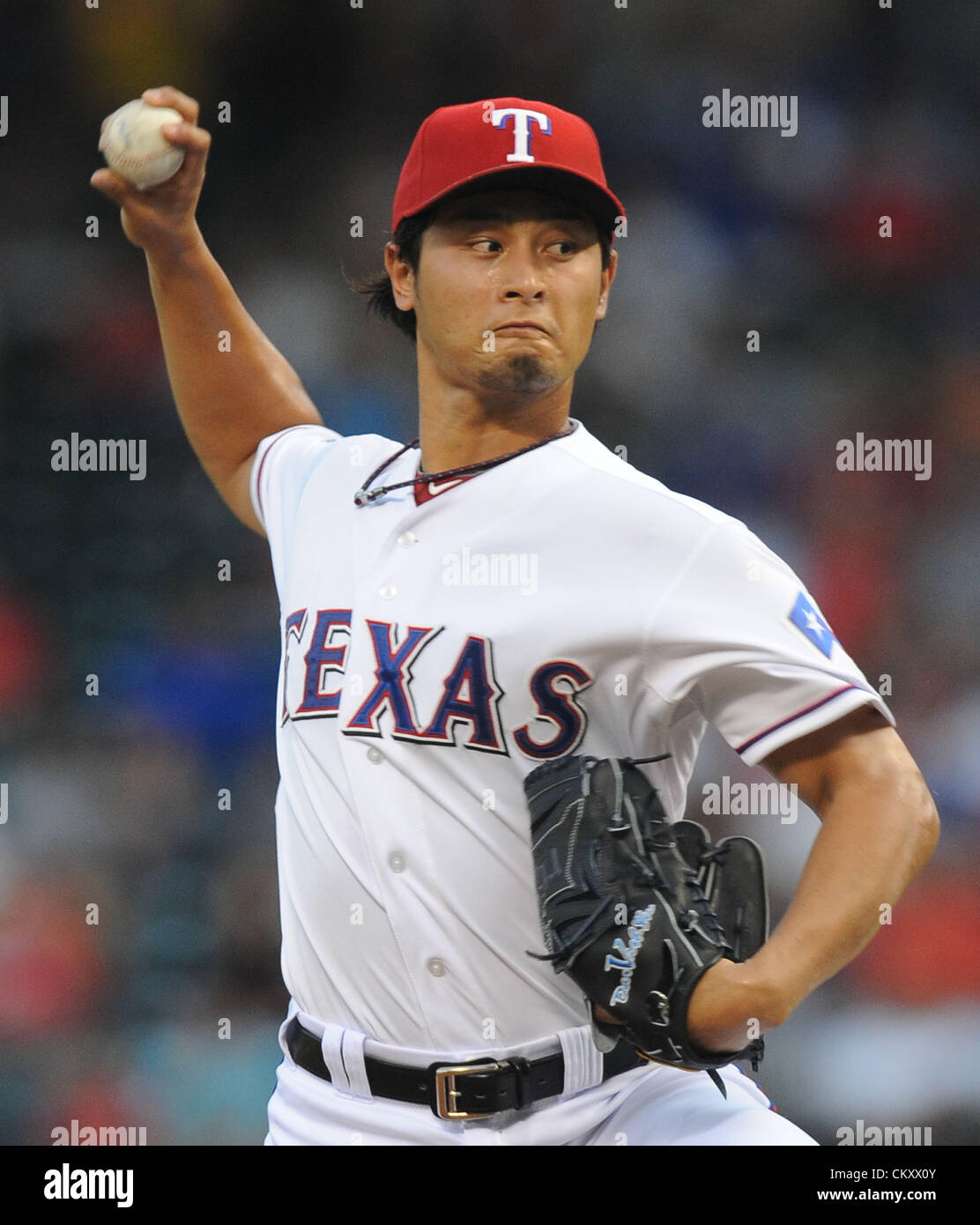 Major league baseball rangers rays hi-res stock photography and images ...