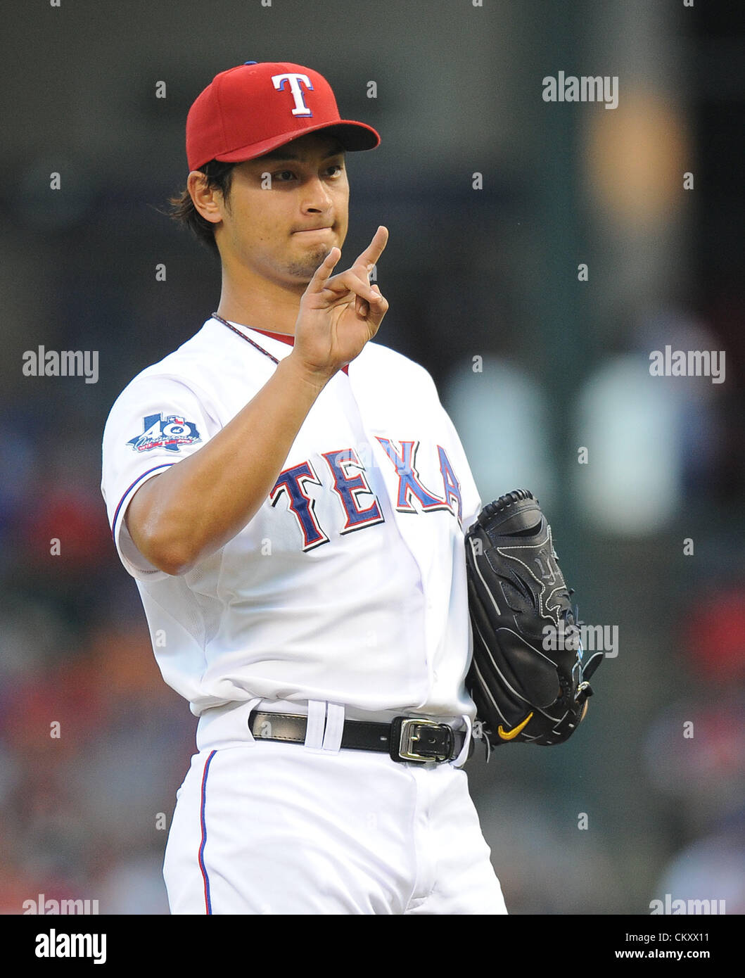 Major league baseball rangers rays hi-res stock photography and images ...