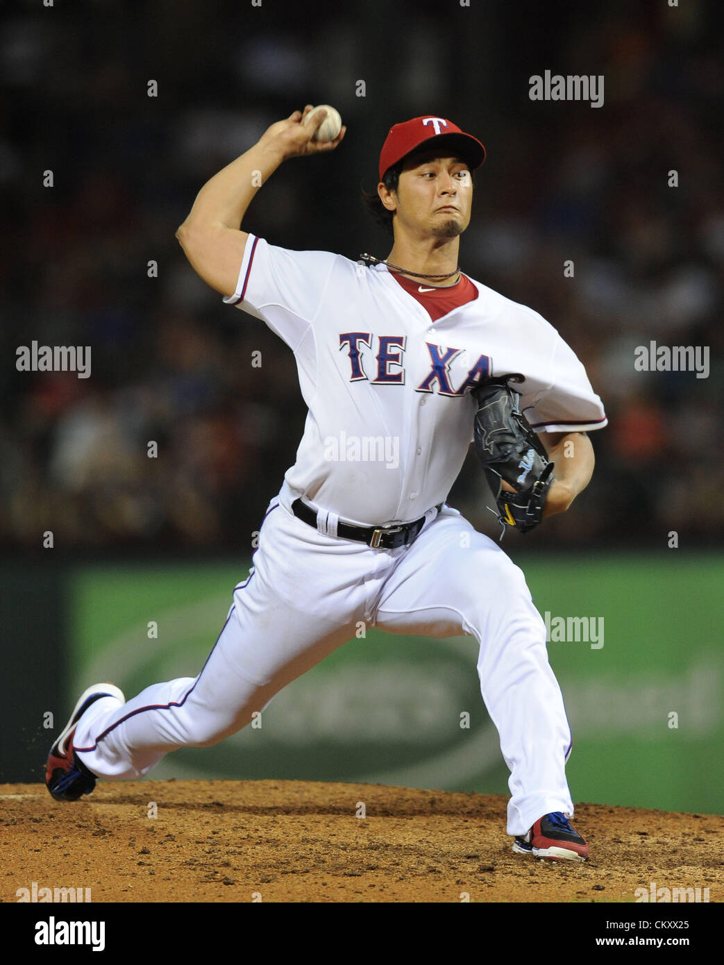 Major league baseball rangers rays hi-res stock photography and images ...