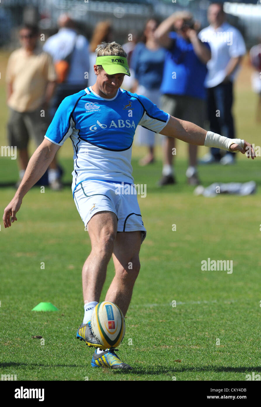 JOHANNESBURG, SOUTH AFRICA - SEPTEMBER 01, Jean de Villiers kicks during the South African national rugby team field session and media conference at KES on September 01, 2012 in Johannesburg, South Africa Photo by Duif du Toit / Gallo Images Stock Photo