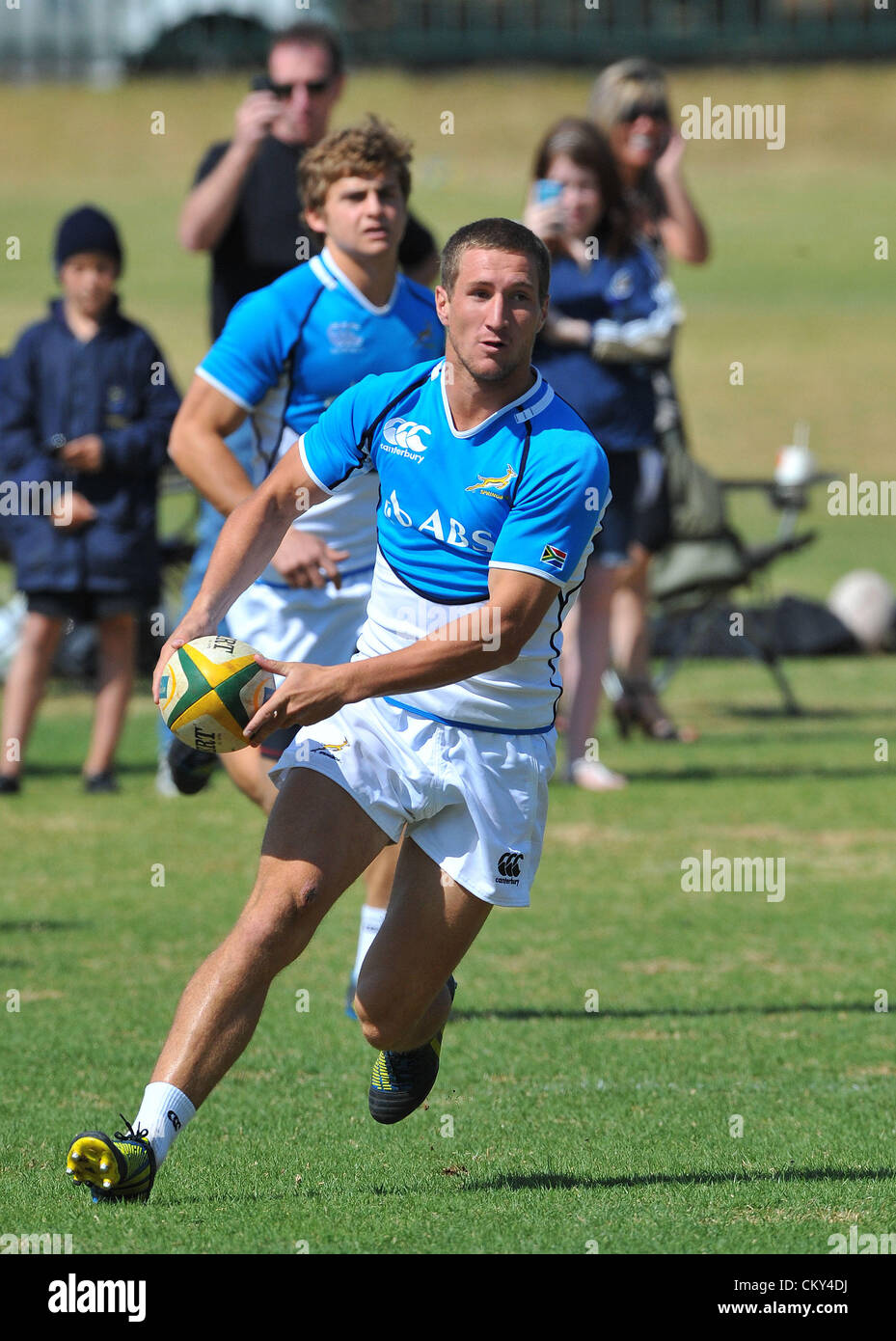 JOHANNESBURG, SOUTH AFRICA - SEPTEMBER 01, Johan Goosen passes the ball during the South African national rugby team field session and media conference at KES on September 01, 2012 in Johannesburg, South Africa Photo by Duif du Toit / Gallo Images Stock Photo