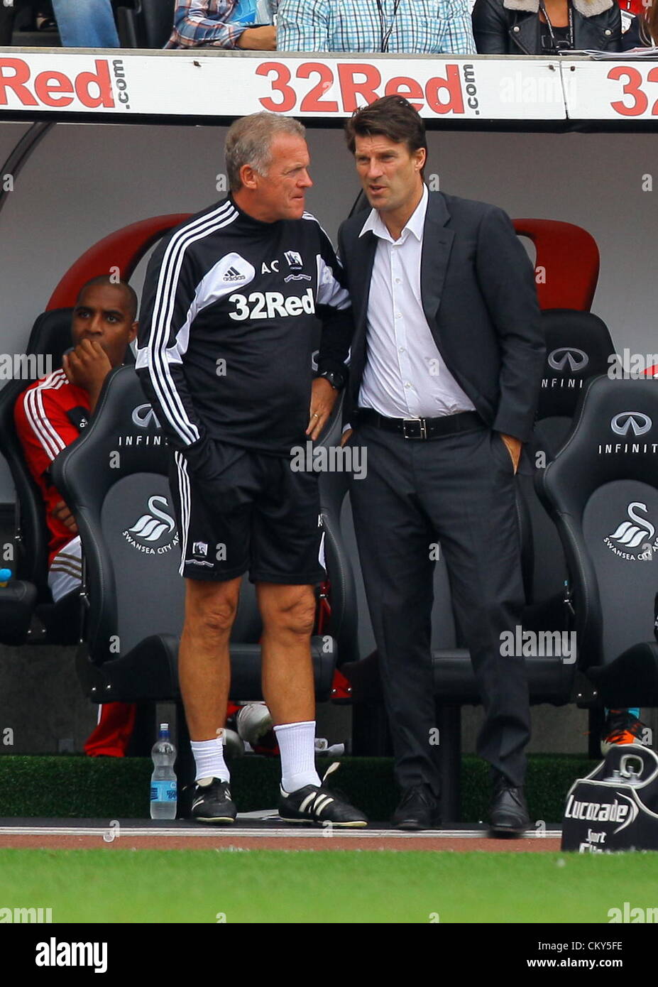 Saturday, 01 September 2012  Pictured L-R: Alan Curtis with manager Michael Laudrup of Swansea.  Re: Barclays Premier League, Swansea City FC v Sunderland at the Liberty Stadium, south Wales. Stock Photo