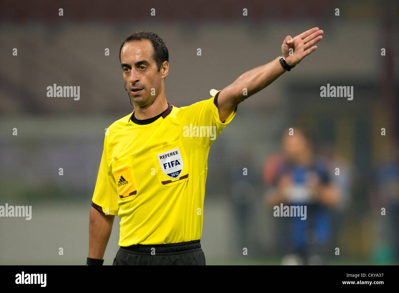 Manuel Jorge Sousa (Referee), AUGUST 30, 2012 - Football / Soccer : UEFA Europa League Play-off 2nd leg match between Inter Milan 2-2 FC Vaslui at Stadio Giuseppe Meazza in Milan, Italy. (Photo by Maurizio Borsari/AFLO) Stock Photo