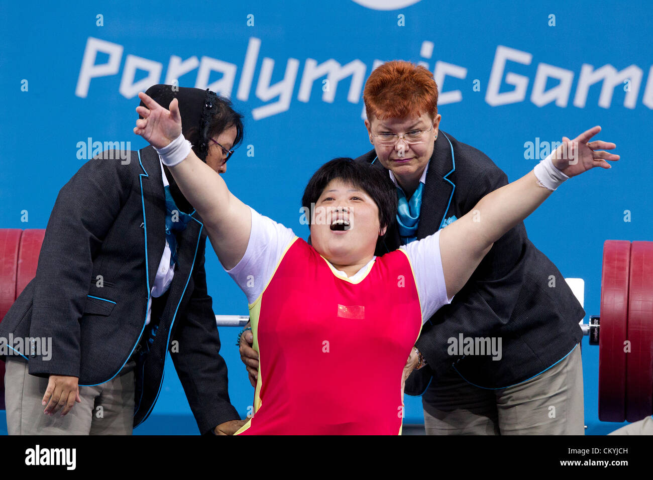 Watch Taoying Fu 4 Paralympic medals in powerlifting video Watch Taoying Fu 4 Paralympic medals in powerlifting video