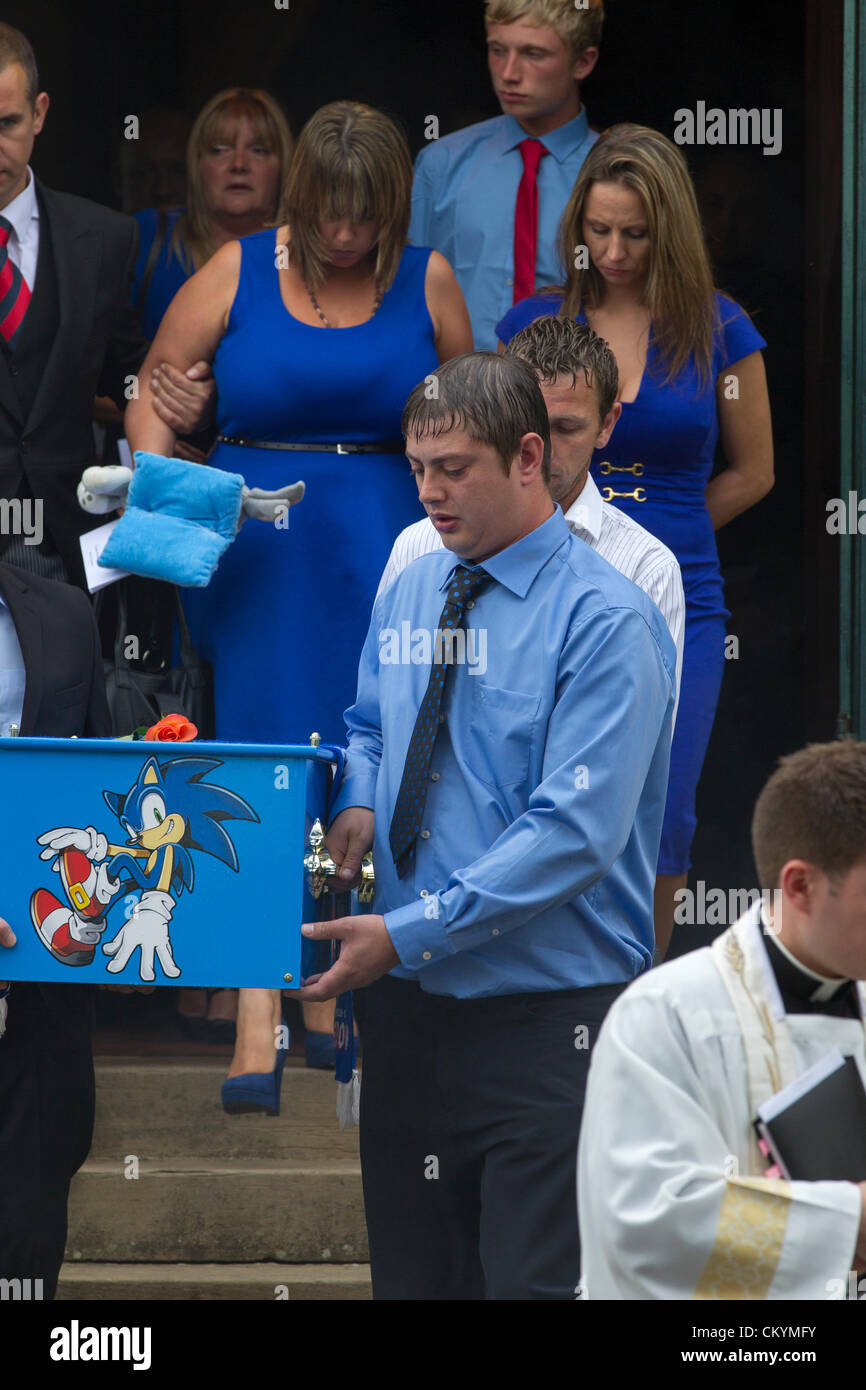 Kettering, Northamptonshire, UK. 4th September 2012. The Funeral of
